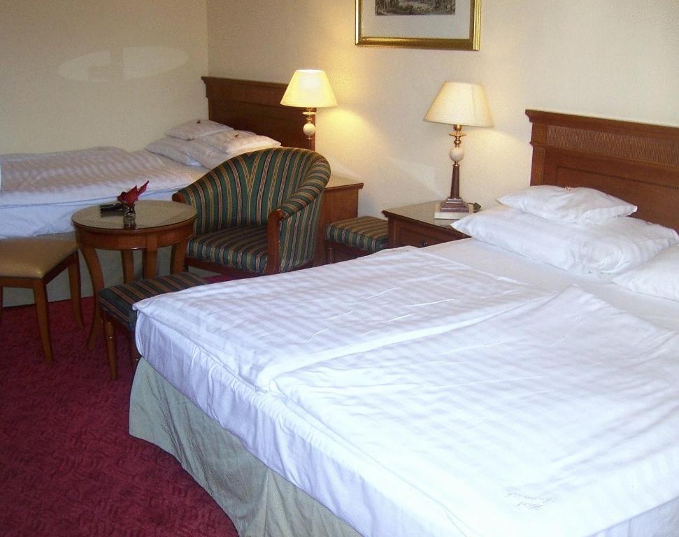 Hotel Romantik Έγκερ Εξωτερικό φωτογραφία