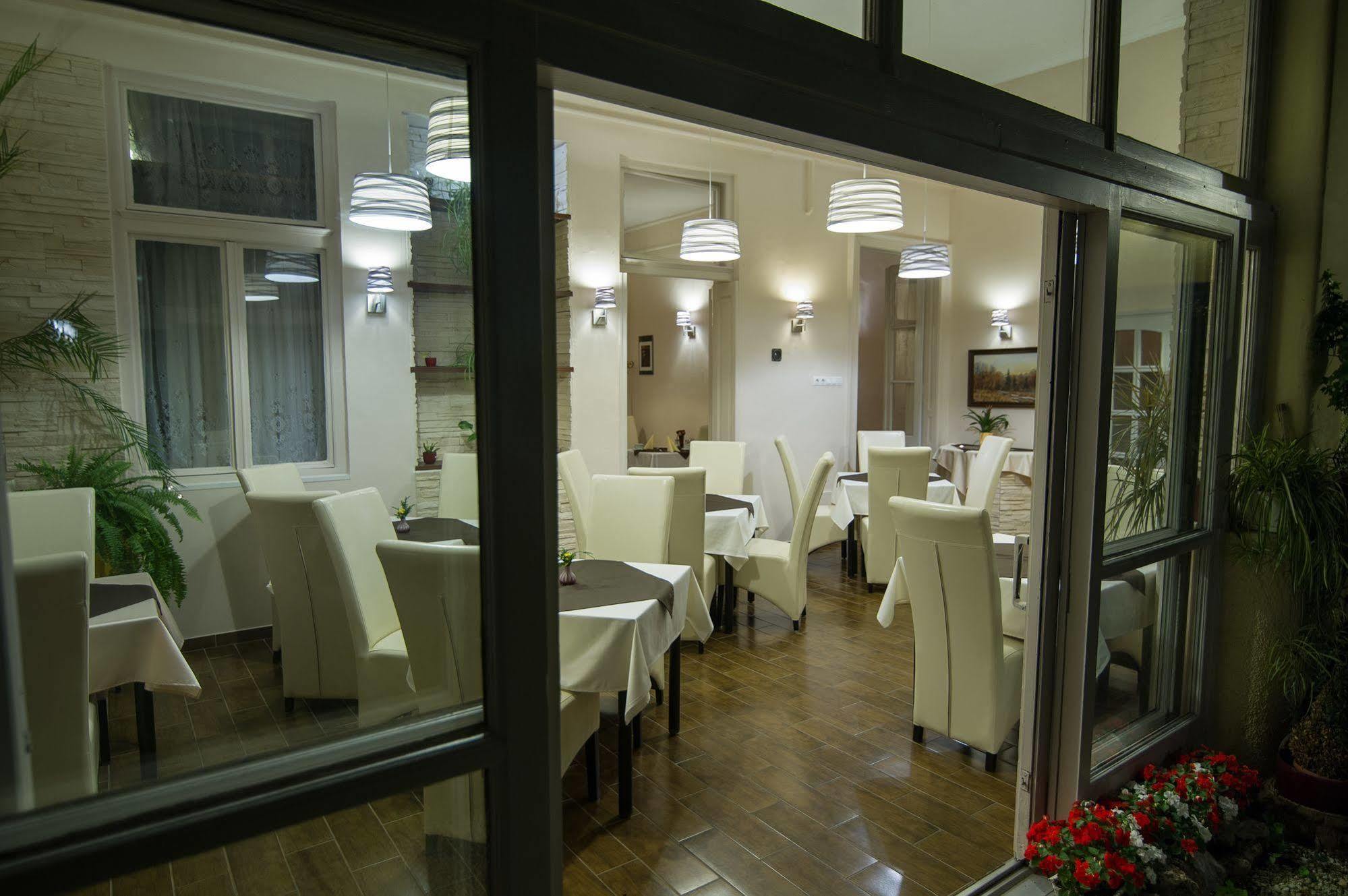 Hotel Romantik Έγκερ Εξωτερικό φωτογραφία