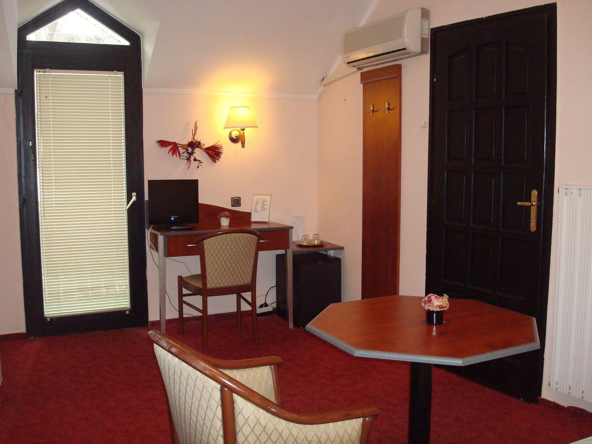 Hotel Romantik Έγκερ Εξωτερικό φωτογραφία